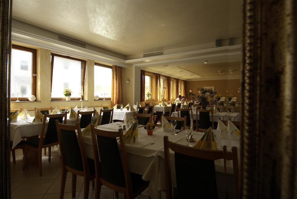 Hotel Regina Zirndorf Ngoại thất bức ảnh